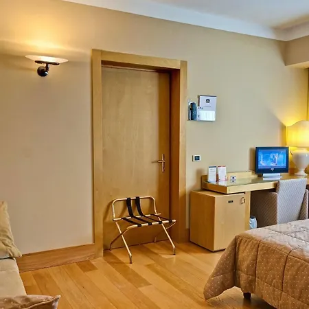 Hotel Western Quattrotorri