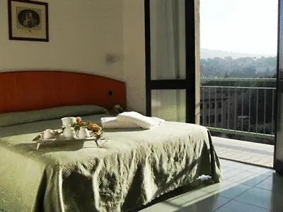 Hotel Western Quattrotorri