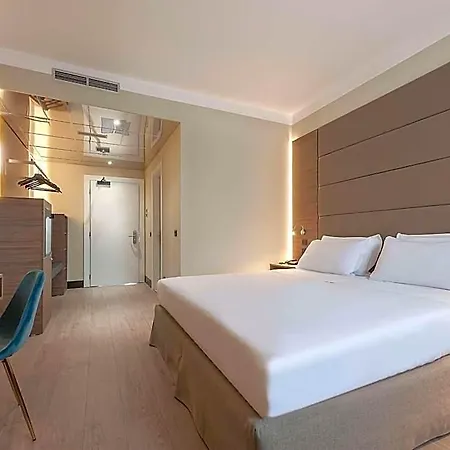 Hotell Western Quattrotorri