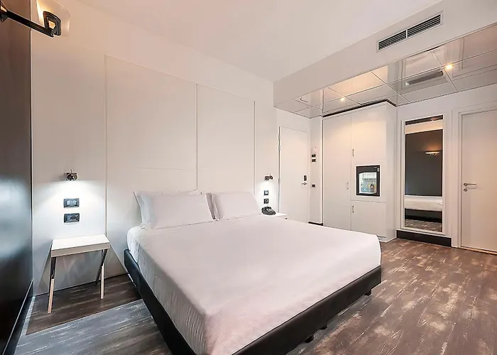 Hotel Western Quattrotorri