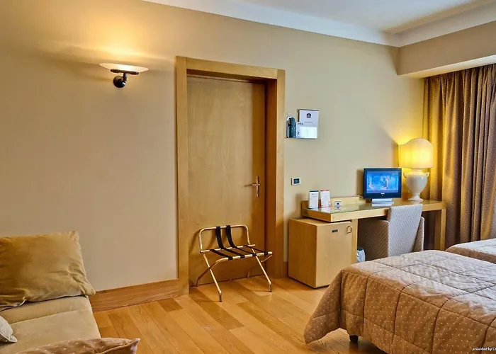 Hotel Western Quattrotorri